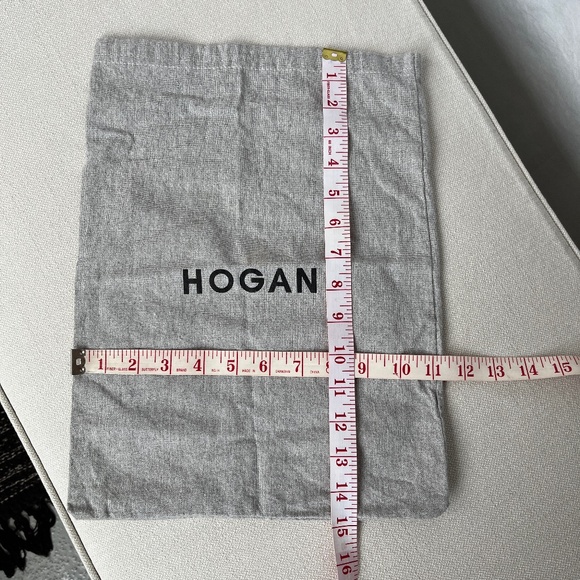 Hogan dust bag, 14.5 x 11 in - Picture 3 of 4